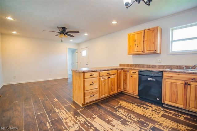 43 Thorn Street, Parkersburg, WV 26101