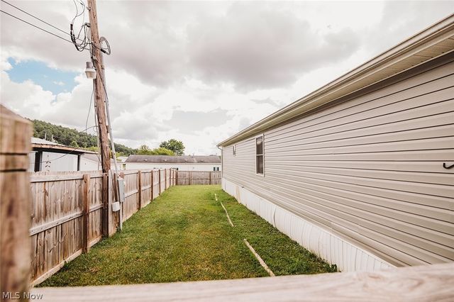 43 Thorn Street, Parkersburg, WV 26101