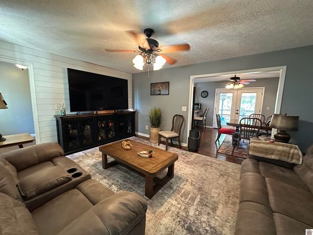 330 Alexander Road, Dawson Springs, KY 42408