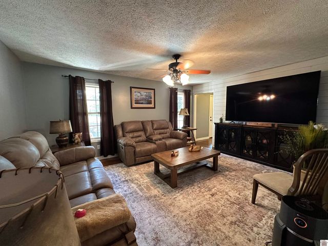 330 Alexander Road, Dawson Springs, KY 42408