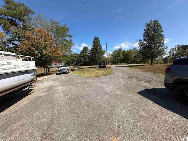 330 Alexander Road, Dawson Springs, KY 42408