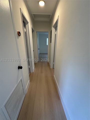 640 NW 28th Ct, Wilton Manors, FL 33311