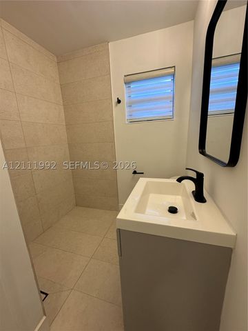 640 NW 28th Ct, Wilton Manors, FL 33311