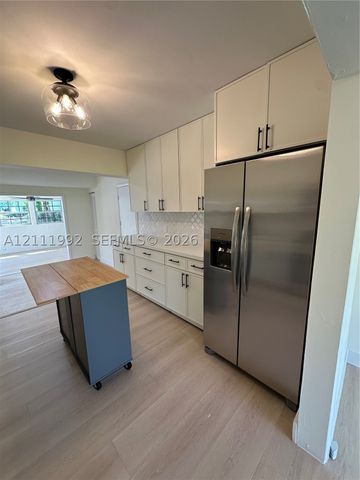 640 NW 28th Ct, Wilton Manors, FL 33311
