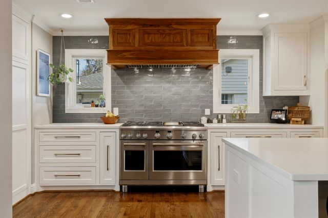 7017 Town North Drive, Dallas, TX 75231