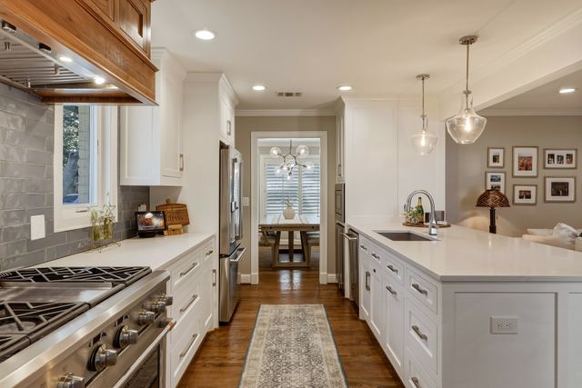 7017 Town North Drive, Dallas, TX 75231