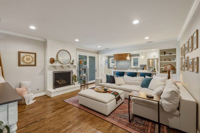 7017 Town North Drive, Dallas, TX 75231