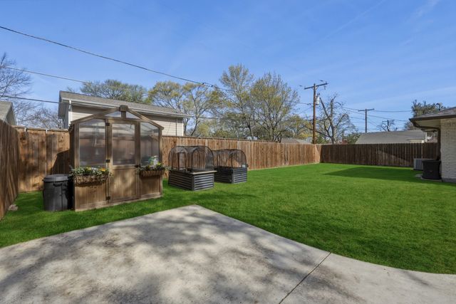 7017 Town North Drive, Dallas, TX 75231