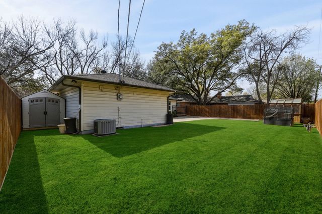 7017 Town North Drive, Dallas, TX 75231