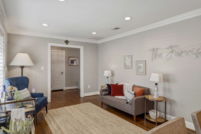 7017 Town North Drive, Dallas, TX 75231