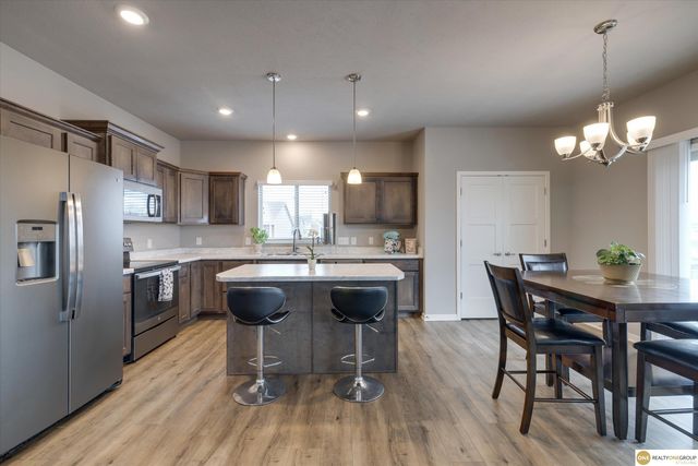 1928 Canyon Street, Bellevue, NE 68123