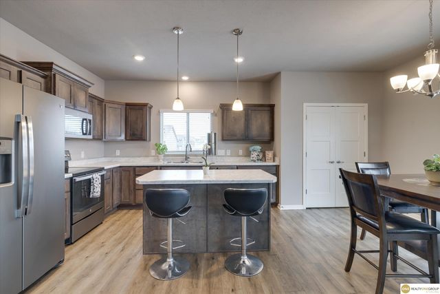 1928 Canyon Street, Bellevue, NE 68123