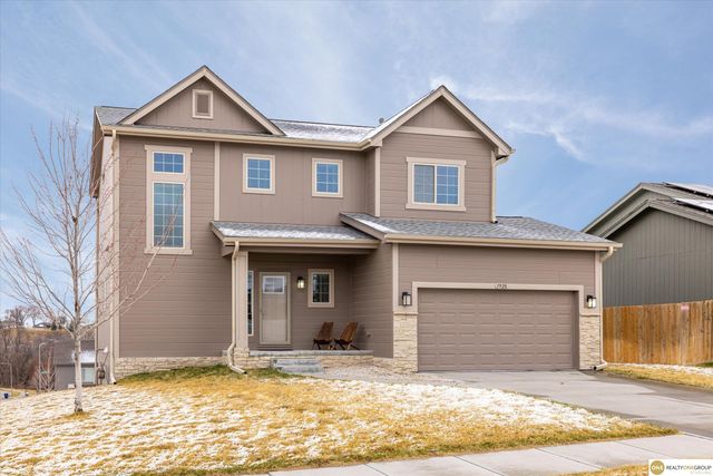 1928 Canyon Street, Bellevue, NE 68123