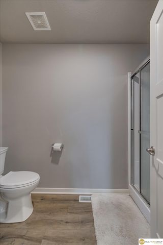 1928 Canyon Street, Bellevue, NE 68123