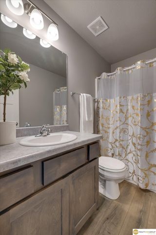 1928 Canyon Street, Bellevue, NE 68123