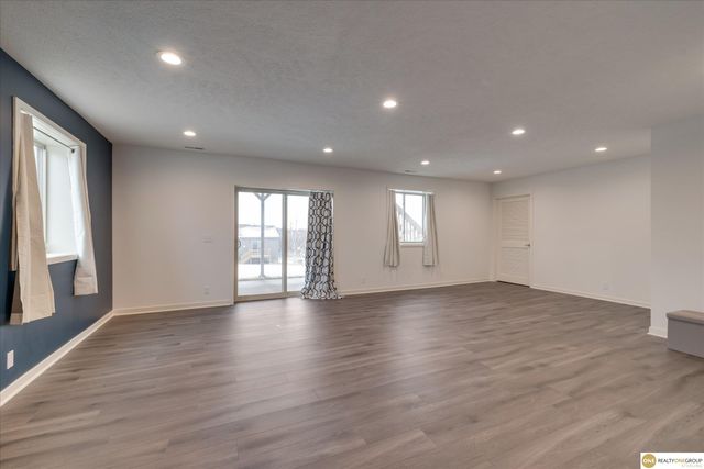 1928 Canyon Street, Bellevue, NE 68123