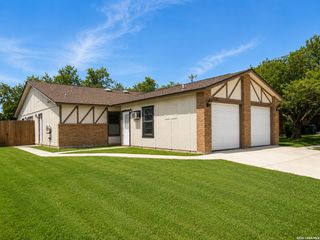6309 Waddesdon Wood # 1, San Antonio, TX 78233