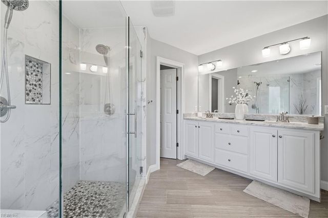 6533 Harbour Pointe DR, Suffolk, VA 23435