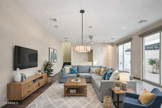 3853 E Sabra Lane, Gilbert, AZ 85296