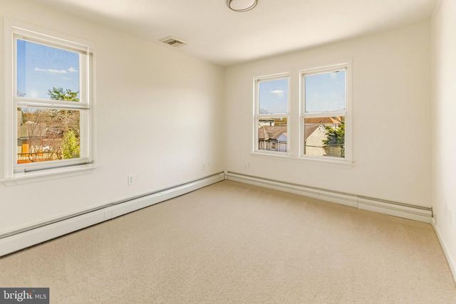 16 MADISON AVE, Laurel Springs, NJ 08021