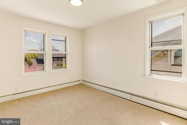 16 MADISON AVE, Laurel Springs, NJ 08021