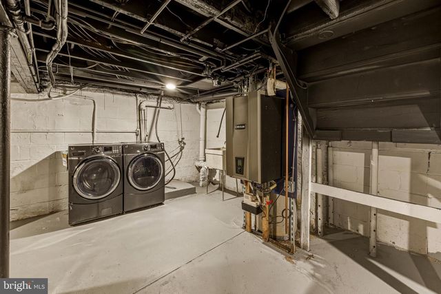 16 MADISON AVE, Laurel Springs, NJ 08021