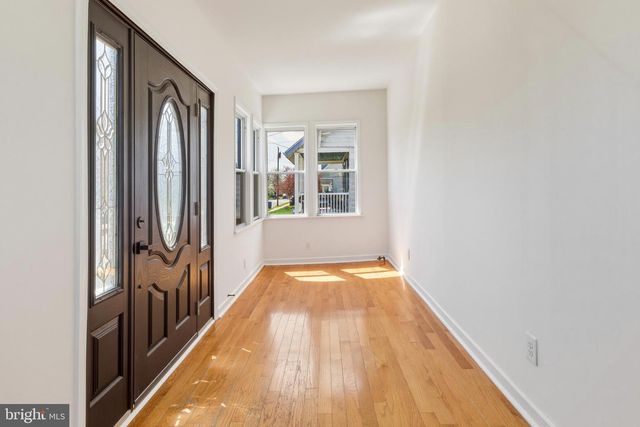 16 MADISON AVE, Laurel Springs, NJ 08021