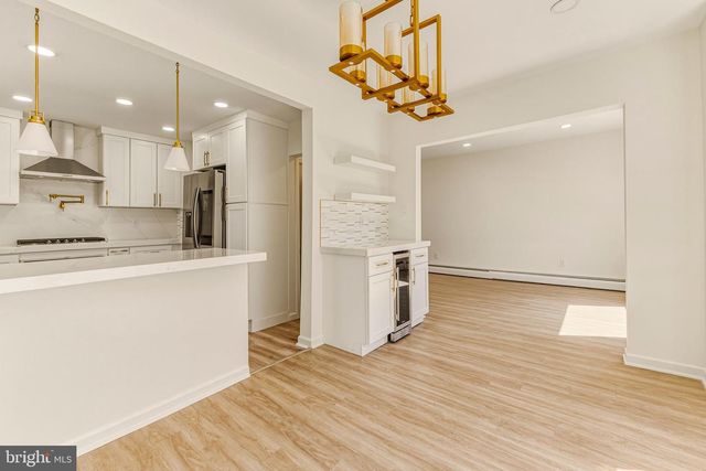 16 MADISON AVE, Laurel Springs, NJ 08021