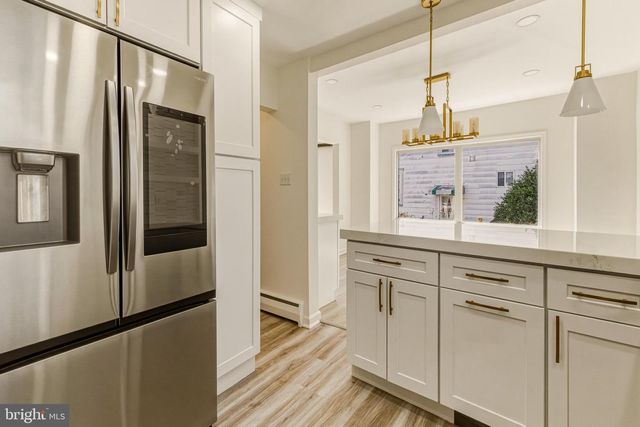 16 MADISON AVE, Laurel Springs, NJ 08021