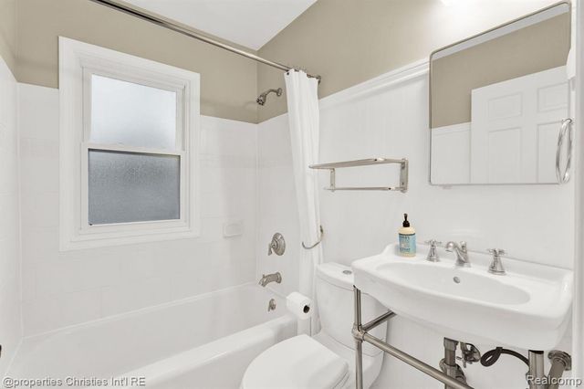 1748 Webster Street, Birmingham, MI 48009