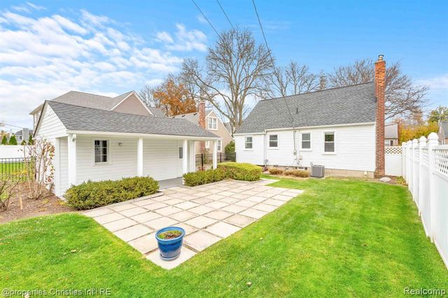 1748 Webster Street, Birmingham, MI 48009