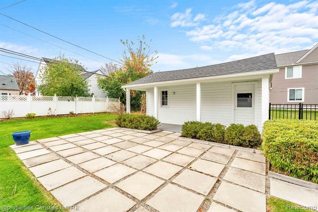 1748 Webster Street, Birmingham, MI 48009