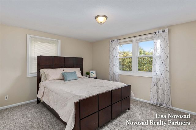 5390 Londonderry Drive, Kentwood, MI 49508