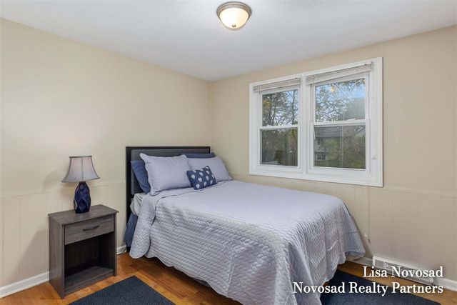 5390 Londonderry Drive, Kentwood, MI 49508