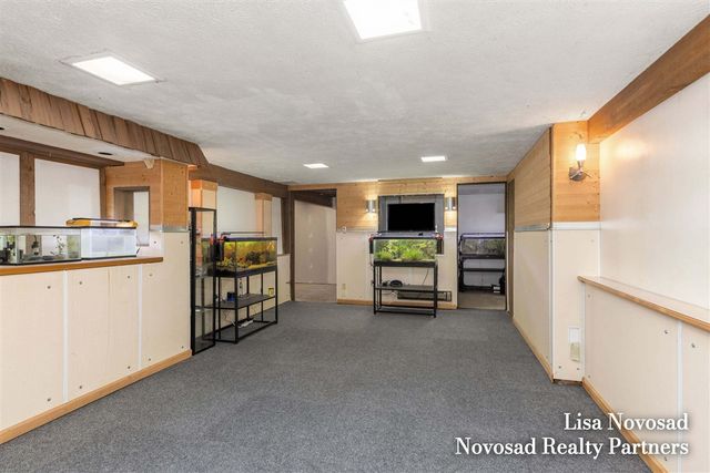 5390 Londonderry Drive, Kentwood, MI 49508