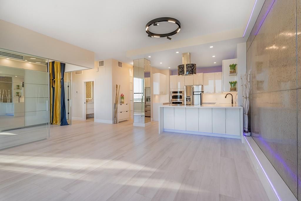 14 Greenway Plaza 19M, Houston, TX 77046