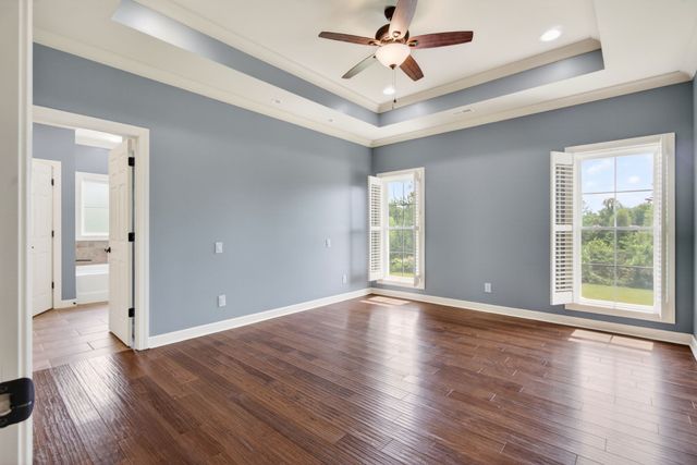 4068 Charlton Sq, Cookeville, TN 38501