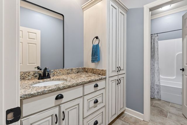 4068 Charlton Sq, Cookeville, TN 38501