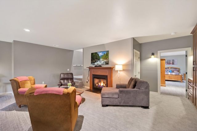 4068 Charlton Sq, Cookeville, TN 38501