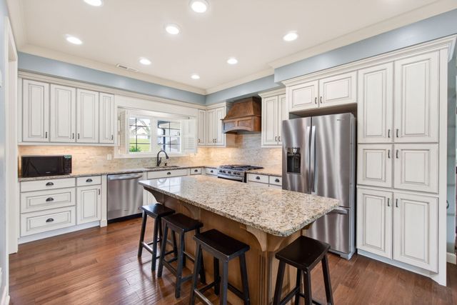 4068 Charlton Sq, Cookeville, TN 38501