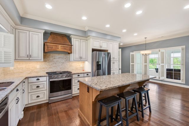 4068 Charlton Sq, Cookeville, TN 38501