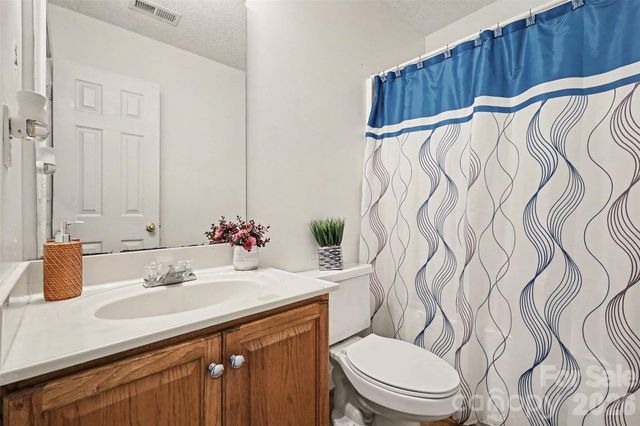 1440 Bells Knox Road, Charlotte, NC 28214