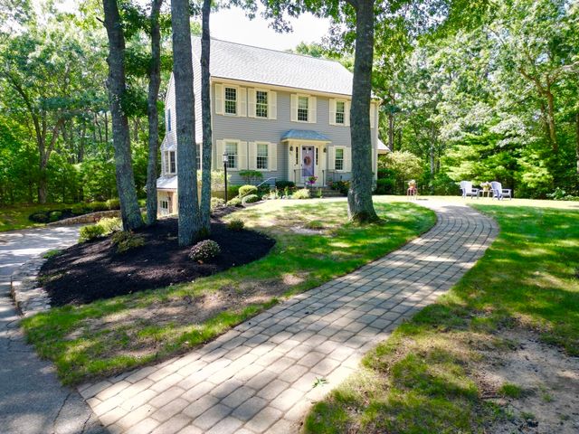 85 Andrews Way, Plymouth, MA 02360
