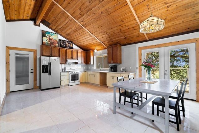 2175 East Green Springs, Rescue, CA 95672