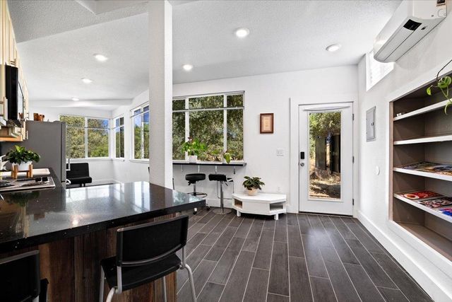 2175 East Green Springs, Rescue, CA 95672