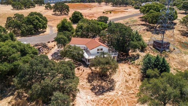 2175 East Green Springs, Rescue, CA 95672