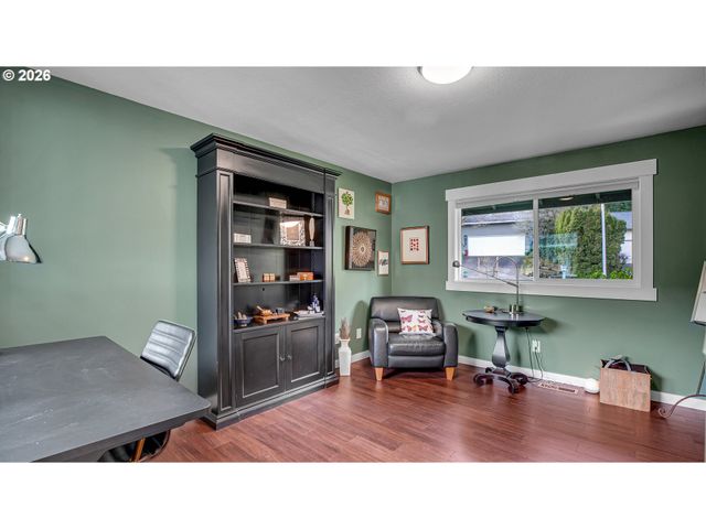 17920 MEADOWLARK Ln, Lake Oswego, OR 97034