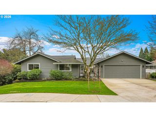 17920 MEADOWLARK Ln, Lake Oswego, OR 97034