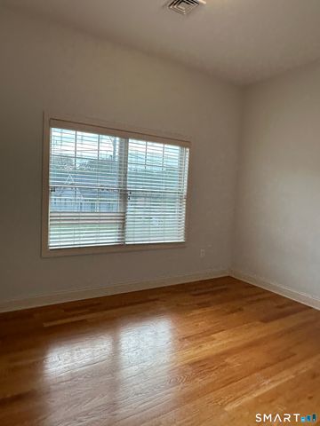 2518 Whitney Avenue 5, Hamden, CT 06518