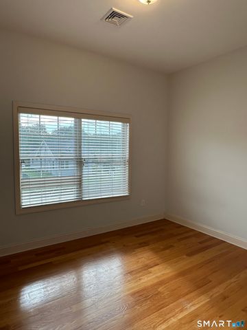 2518 Whitney Avenue 5, Hamden, CT 06518